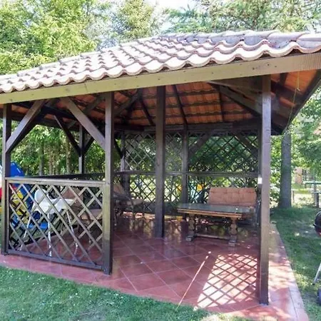 With A Private Garden In Lubiatow 鲁比亚托沃